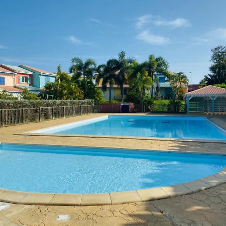 Maison Mitoyenne , Piscine,Citerne, Jardin, Parking, Plage Le Gosier  Luaran gambar